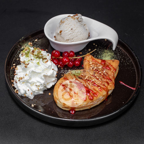 Gaufre poisson avec glace vanille